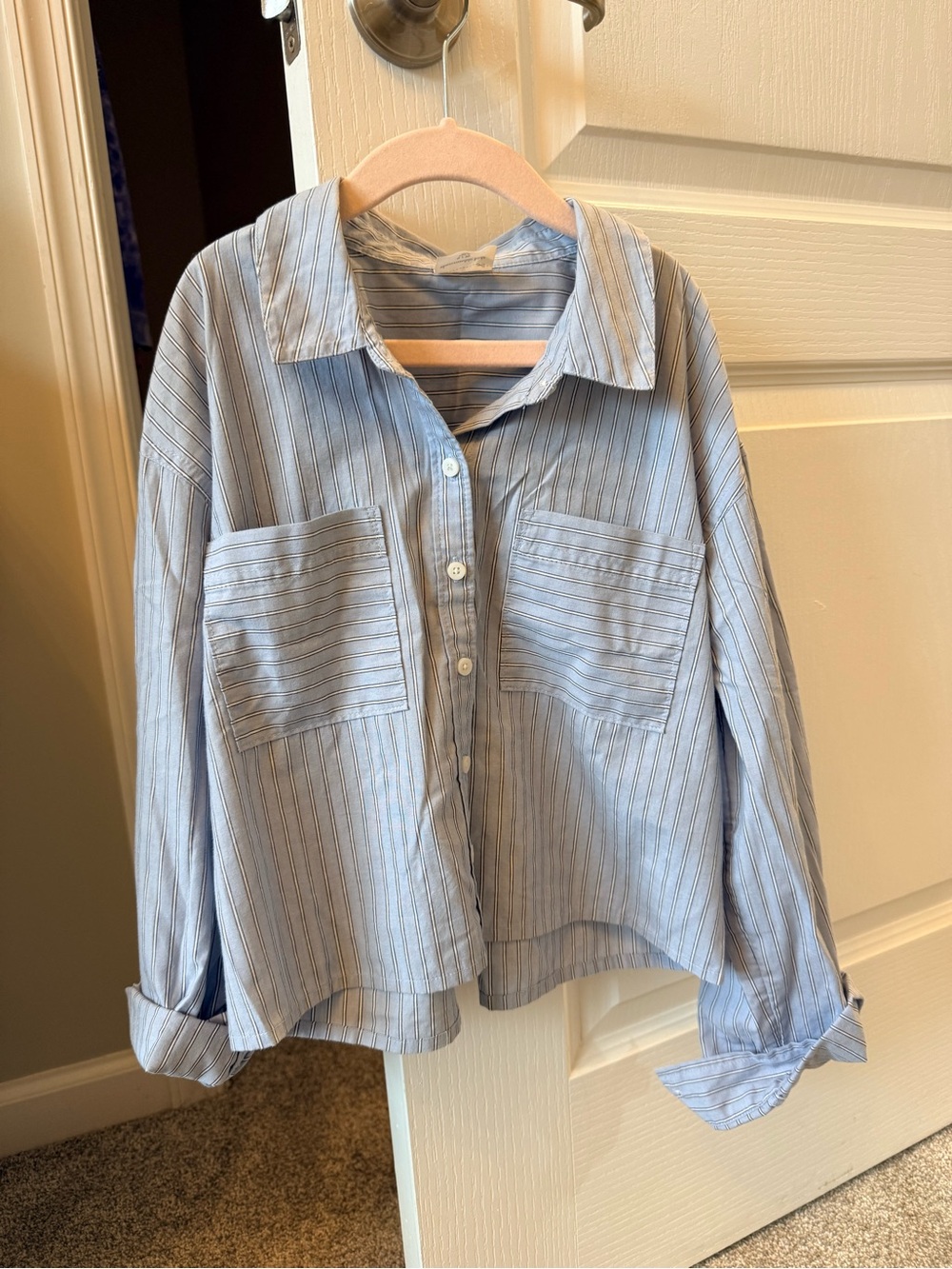abercrombie kids cropped Light Blue Striped Button-Down Shirt
